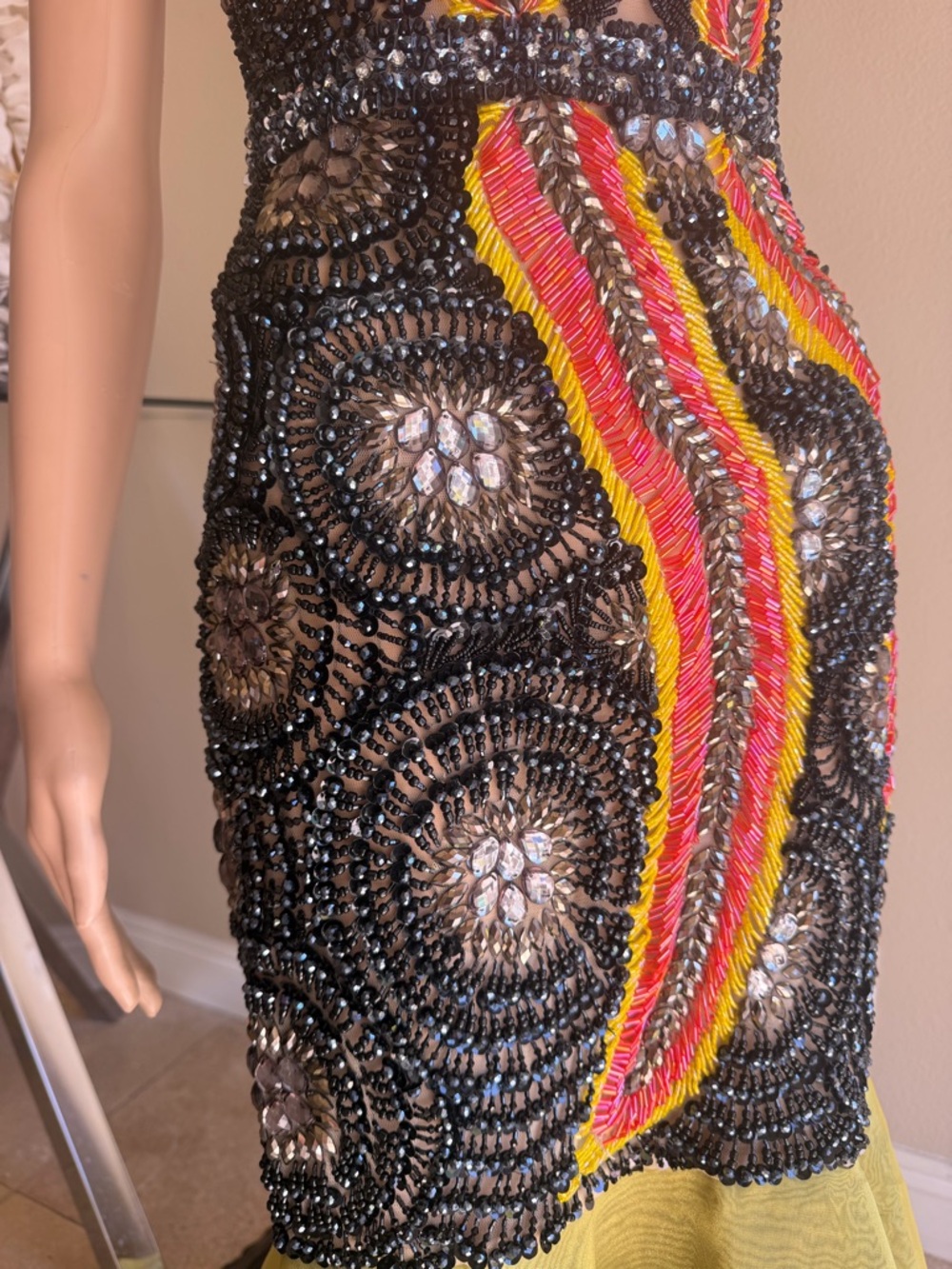 Dress Subcategory - Picture 7 of 8